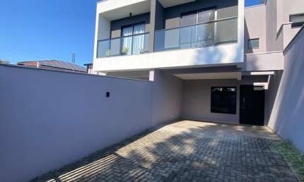 Casa com 3 quartos à venda no Santo Antônio, Joinville 