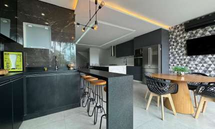 Casa com 3 quartos à venda no Saguaçu, Joinville 