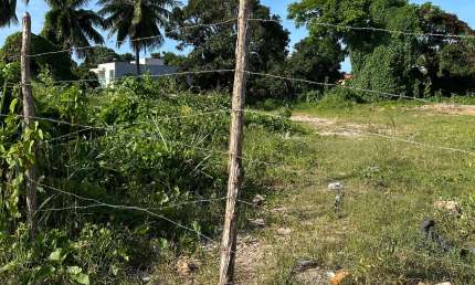 Terreno à venda na Rua Engenheiro Carlos Berenhauser, Praia do Flamengo, Salvador