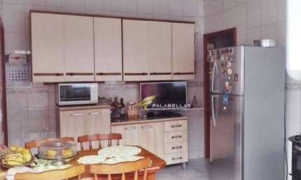 Casa com 3 dormitórios à venda, 196 m² por R$ 670.000,00 - Vila Rio Branco - Jundiaí/SP