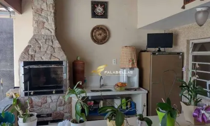 Casa com 2 dormitórios à venda, 150 m² por R$ 690.000,00 - Vila São Paulo - Jundiaí/SP