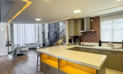Casa com 3 dormitórios à venda, 279 m² por R$ 3.100.000,00 - Jardim Samambaia - Jundiaí/SP