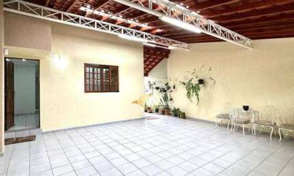 Casa com 2 dormitórios à venda, 87 m² por R$ 640.000,00 - Parque Residencial Eloy Chaves - Jundiaí/SP