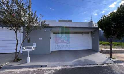 Casa com 2 quartos à venda na Rua 6, 43, Parque dos Flamboyant, São Carlos, 112 m2 por R$ 490.000