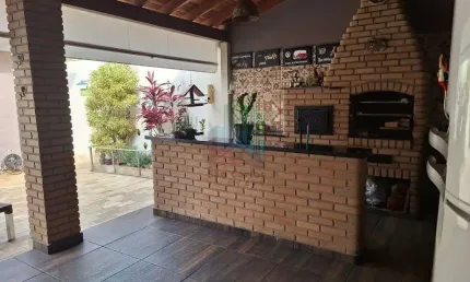 Casa com 3 quartos à venda na Rua Miguel João, 350, Jardim Bandeirantes, São Carlos, 160 m2 por R$ 700.000