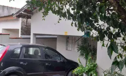 Casa à venda com terreno de 340m² no centro de indaiatuba!