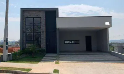 EXCELENTE CASA DE 3 SUÍTES, 4 VAGAS E PISCINA NO CONDOMÍNIO PIEMONTE INDAIATUBA SP