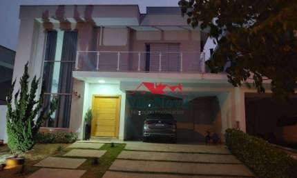 Linda e novíssima casa em condomínio com piscina e com 3 dormitórios, sendo os 3  com suíte, no Central Parque em Salto/SP
