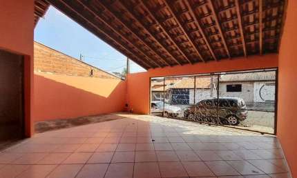 CASA À VENDA NO BAIRRO JARDIM BELO HORIZONTE COM 3 QTS, 1 SUÍTE, SALAS ESTAR E JANTAR E 2 VAGAS COBERTAS - INDAIATUBA SP!