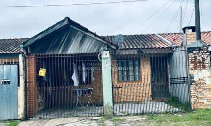 Casa com 2 quartos à venda na Rua Alexandre Gugelmim, Vila Juliana, Piraquara