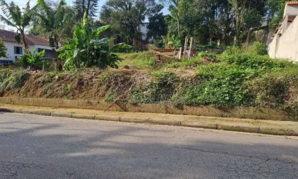 Terreno comercial  com 1.380m² Zoneamento ZICS  na Granja Viana km 22