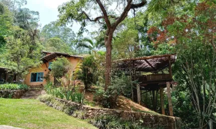 Casa com 3 dormitórios, 560 m² - venda por R$ 1.600.000,00 ou aluguel por R$ 15.358,82 - Granja Viana - Embu das Artes/SP