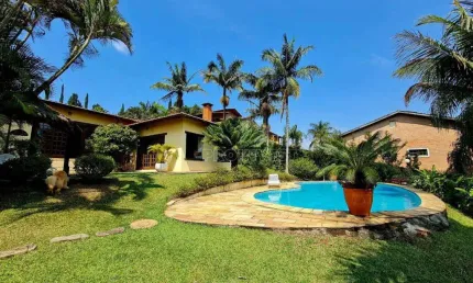 Casa com 5 dormitórios à venda, 368 m² por r$ 1.500.000,00 - granja viana - carapicuíba/sp