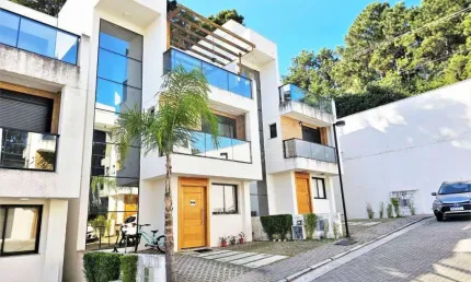 Casa com 3 dormitórios à venda, 150 m² por R$ 880.000,00 - Granja Viana - Cotia/SP
