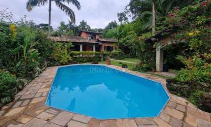 Casa com 4 quartos à venda - Porteira fechada, 536 m² por R$ 1.799.000 - Algarve - Cotia/SP