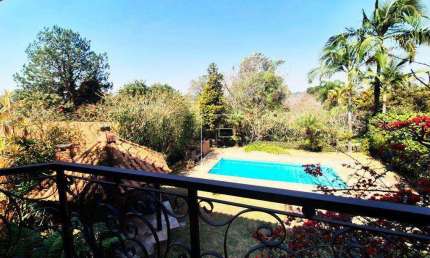 Casa com 4 dormitórios à venda, 350 m² por R$ 1.600.000,00 - Granja Viana - Jandira/SP