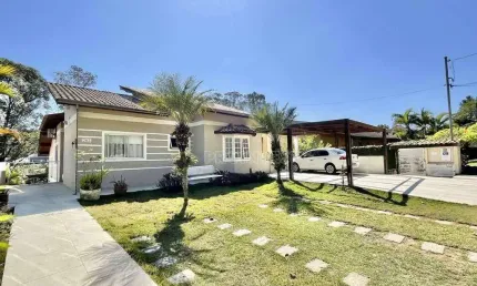 Casa com 5 dormitórios à venda, 400 m² por R$ 2.580.000,00 - Nova Higienópolis - Jandira/SP