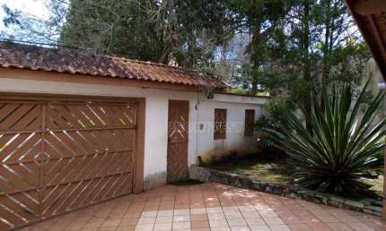 Casa com 6 dormitórios à venda, 240 m² por R$ 900.000,00 - Granja Viana - Cotia/SP