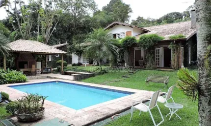Casa com 3 dormitórios à venda, 456 m² por r$ 2.070.000,00 - granja viana - cotia/sp