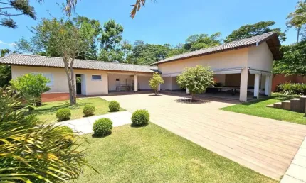 Casa à venda no Vila de São Fernando - Granja Viana