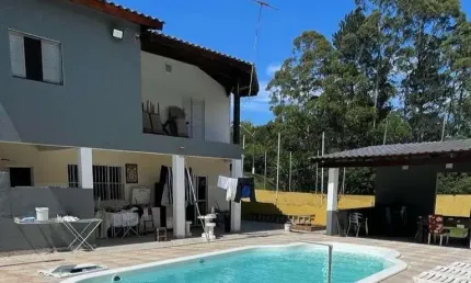 Casa com 6 dormitórios à venda, 300 m² por R$ 1.300.000,00 - São Roque - São Roque/SP