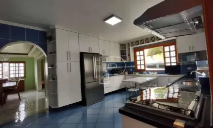 Casa com 4 dormitórios à venda, 235 m² por R$ 900.000,00 - Jardim Nova Vida - Cotia/SP