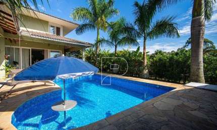 Casa com 4 dormitórios à venda, 339 m² por R$ 2.100.000,00 - Granja Viana - Embu das Artes/SP