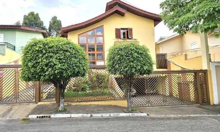 Ótima casa  localizada em  bairro residencial, ruas arborizadas e tranquilas, Parque dos Príncipes Zona Oeste/SP