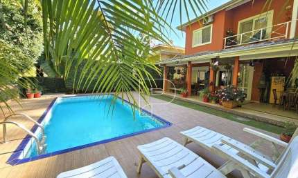 Casa com 4 dormitórios à venda, 288 m² por R$ 1.590.000,00 - Granja Viana - Carapicuíba/SP
