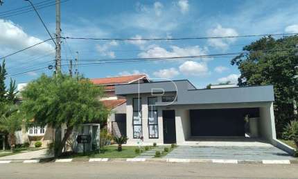 Casa com 3 dormitórios à venda, 200 m² por R$ 1.290.000,00 - Villa Rica - Vargem Grande Paulista/SP