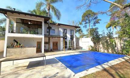 Casa com 3 dormitórios à venda, 400 m² por R$ 1.400.000,00 - Granja Viana - Carapicuíba/SP