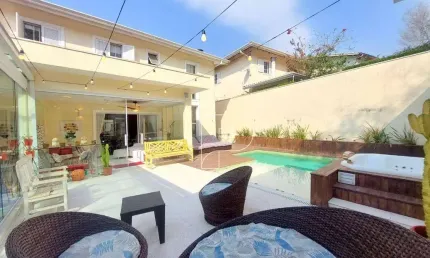 Casa com 4 dormitórios à venda, 297 m² por R$ 3.300.000,00 - Granja Viana - Cotia/SP