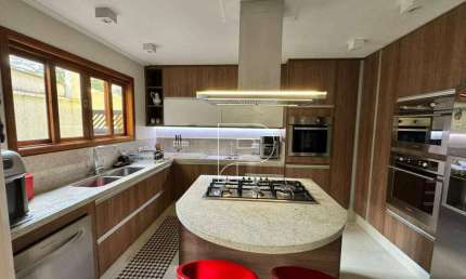Casa com 3 dormitórios à venda, 400 m² por R$ 1.700.000,00 - Granja Viana - Cotia/SP