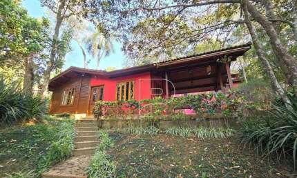 Casa com 3 dormitórios à venda, 200 m² por R$ 1.350.000,00 - Granja Viana - Embu das Artes/SP
