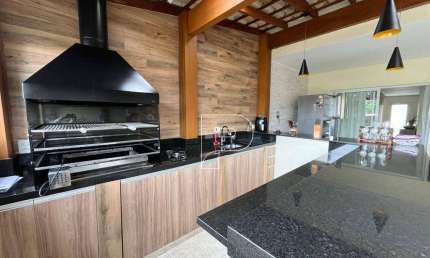 Casa com 3 dormitórios à venda, 148 m² por R$ 1.100.000,00 - Dom Duarte - Cotia/SP