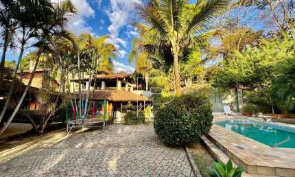 Casa com 4 dormitórios à venda, 395 m² por R$ 1.790.000,00 - Granja Viana - Carapicuíba/SP