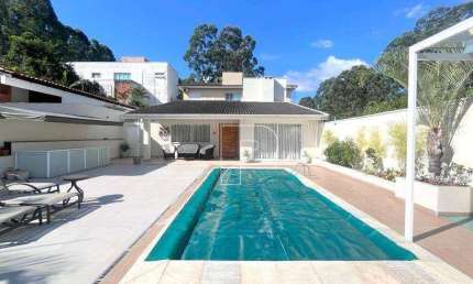 Casa com 3 dormitórios à venda, 200 m² por R$ 1.560.000,00 - Granja Viana - Cotia/SP