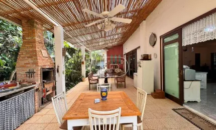 Casa com 3 dormitórios à venda, 600 m² por R$ 2.990.000,00 - Chácara Ondas Verdes - Cotia/SP