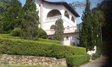 Casa com 4 dormitórios à venda, 550 m² por R$ 6.500.000,00 - Jardim dos Caetes - Embu das Artes/SP