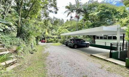 Casa com 3 dormitórios à venda, 380 m² por R$ 2.700.000,00 - Granja Viana - Carapicuíba/SP