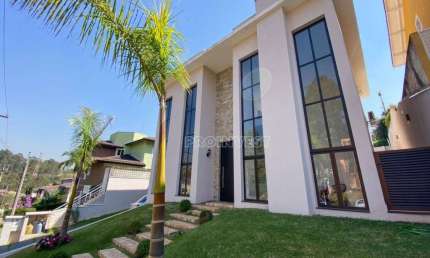 Casa com 4 dormitórios à venda, 360 m² por R$ 2.900.000,00 - Granja Viana - Embu das Artes/SP
