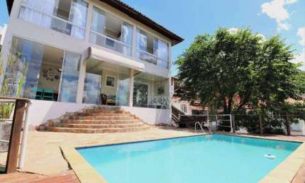 Casa com 3 dormitórios à venda, 263 m² por R$ 1.540.000,00 - Granja Viana - Carapicuíba/SP