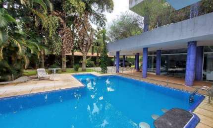 Casa com 4 dormitórios à venda, 450 m² por R$ 1.700.000,00 - Granja Viana - Carapicuíba/SP