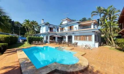 Casa com 3 dormitórios à venda, 368 m² por R$ 1.650.000,00 - Granja Viana - Carapicuíba/SP
