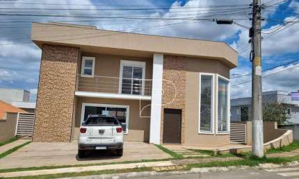 Casa com 3 dormitórios à venda, 216 m² por R$ 1.400.000,00 - Granja Viana - Cotia/SP