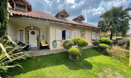 Casa com 4 dormitórios à venda, 400 m² por R$ 1.500.000,00 - Los Álamos - Vargem Grande Paulista/SP