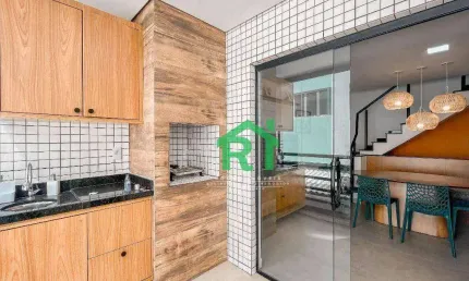 Casa à Venda na Praia da Enseada| Rocha imóveis Guarujá/SP