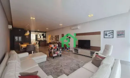 Apartamento reformado, frente mar, 4 dormitórios (2 suítes), 1 vaga, Pitangueiras, Guarujá/SP.
