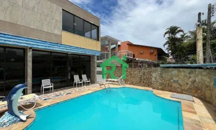 Casa Beira-Mar, Reformada, 6 Dormitórios (4 Suítes), 4 Vagas, Lazer, Enseada, Guarujá/SP