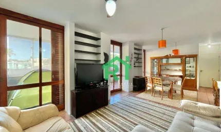 Apartamento beira mar, 2 dormitórios, 1 vaga, lazer, Enseada, Guarujá/SP.